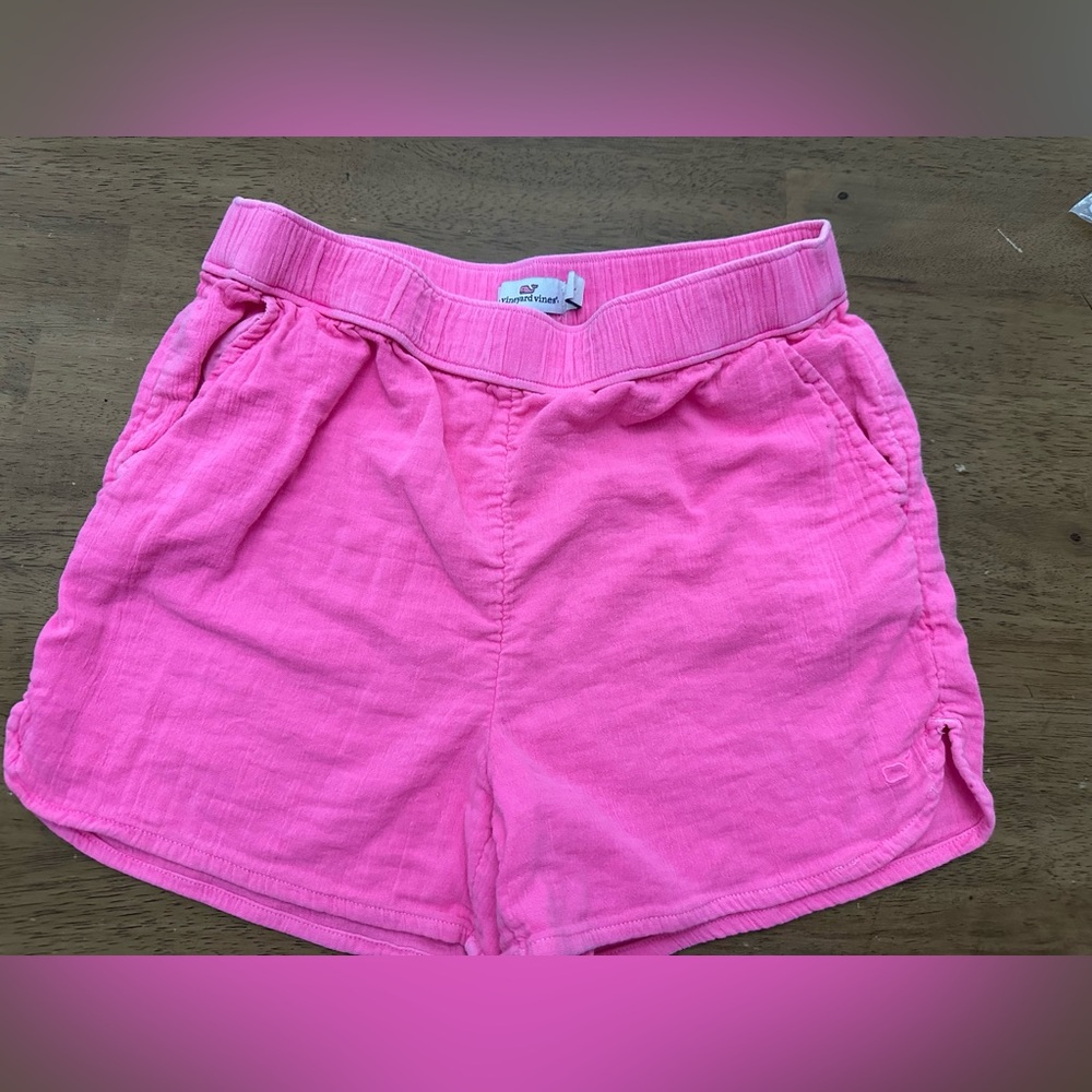 Girls pink Vineyard Vines shorts.